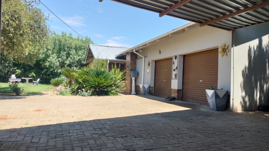 3 Bedroom Property for Sale in Wilgehof Free State